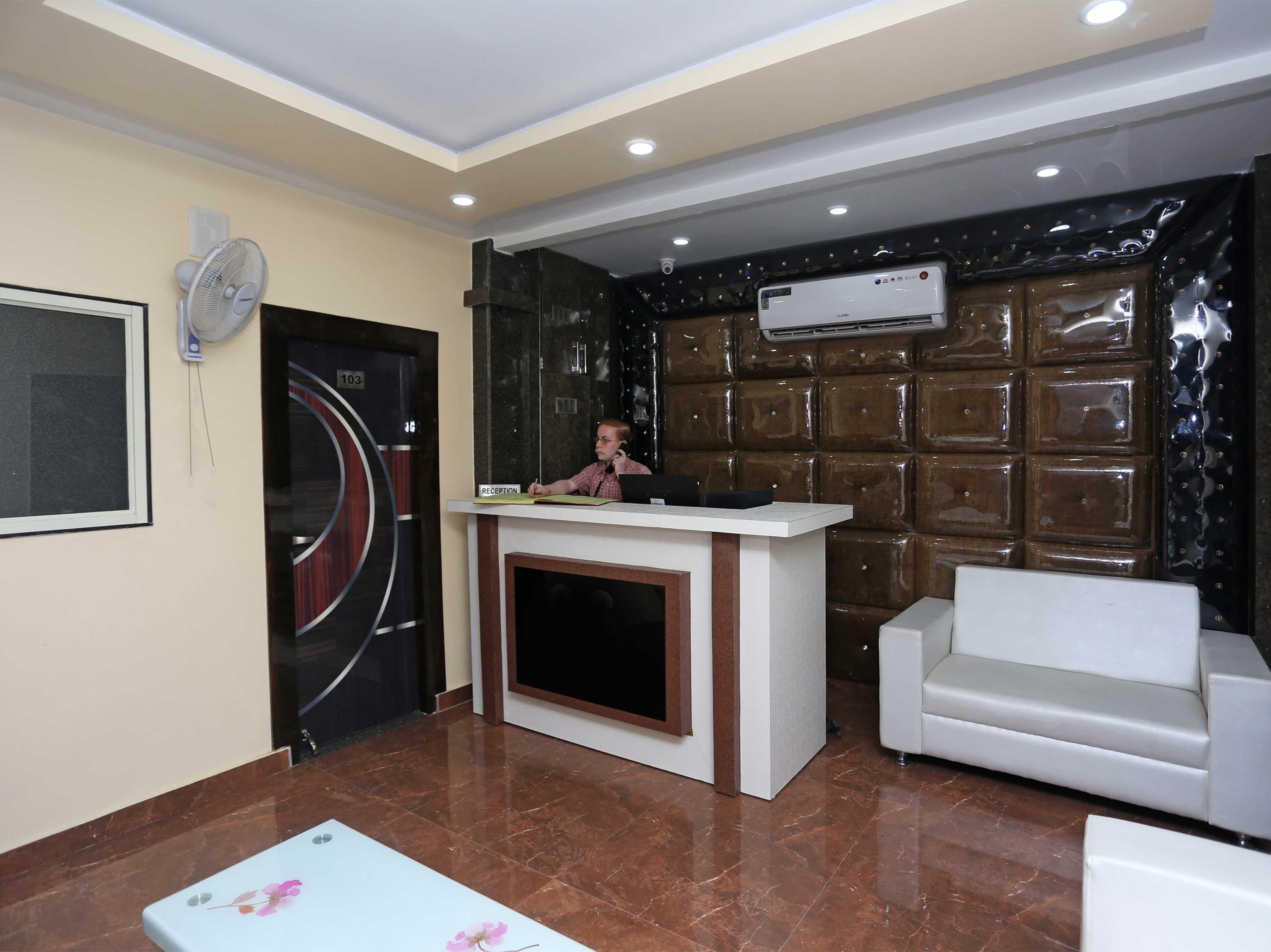 Готель Fabexpress Gs Residency Варанасі Екстер'єр фото